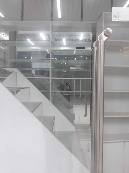 Мебель для магазинов