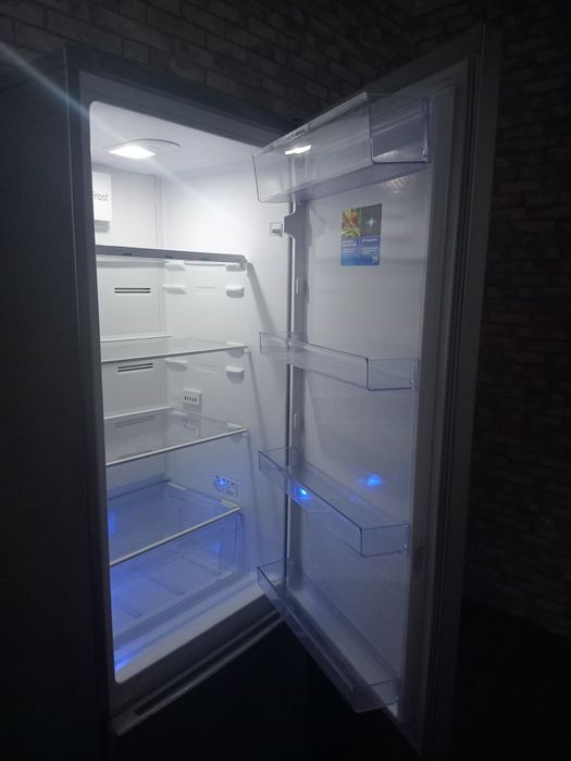 Продам холодильник Beko