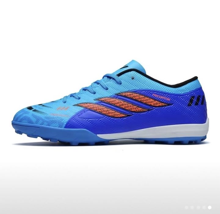 Сороконожки Adidas Predator