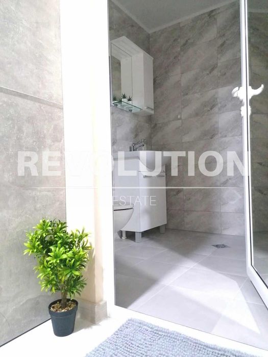 Дава се под наем Етаж от къща в Варна, Аспарухово - 40 кв.м за 400 € - Снимка #6