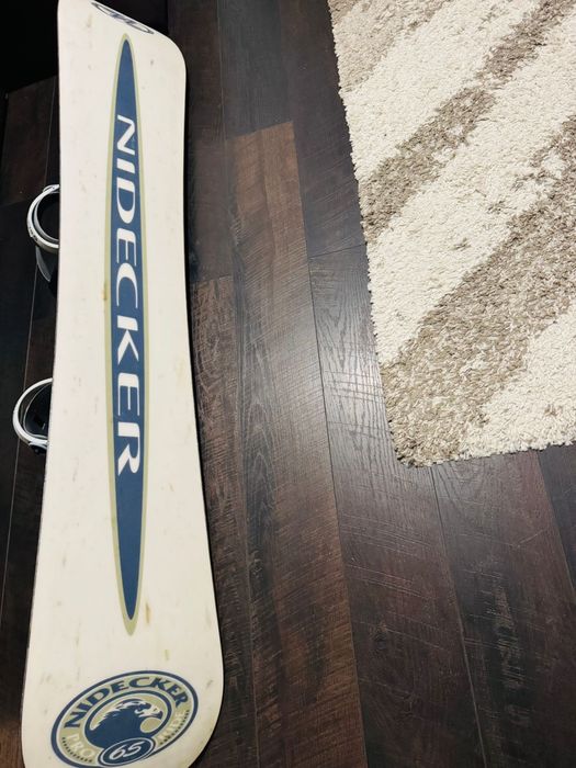 Vand placa snowboard cu legaturi si boots