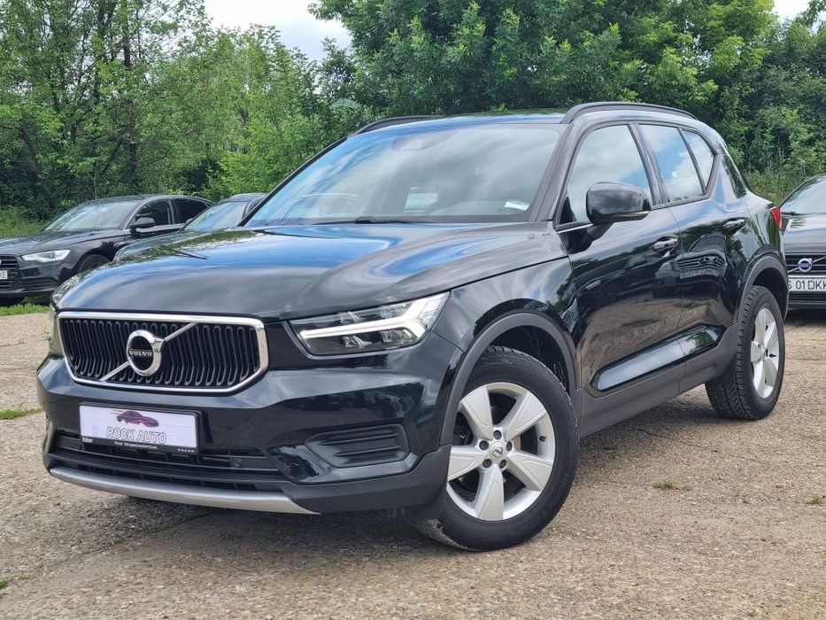 VOLVO XC40 2020