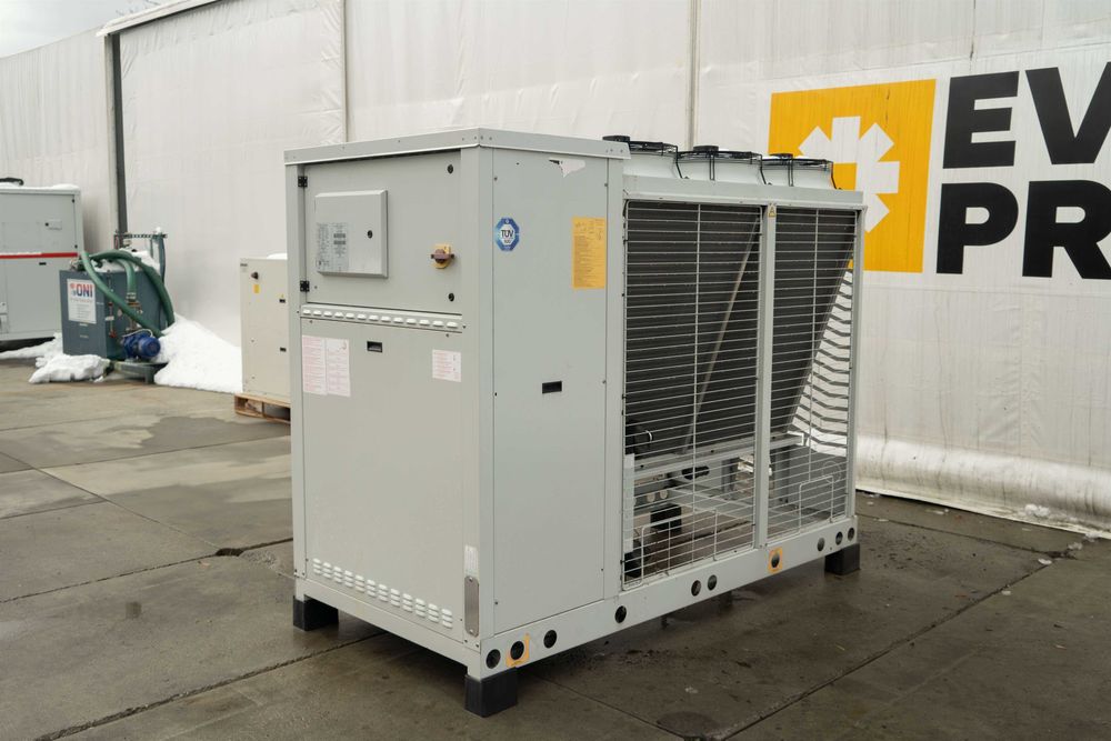Chiller/Pompă de căldură răcit cu aer CLIMAVENETA NR-N-LN-CA 0262P – 70.25 kW/73.12 kW | chiller 65 kw pret | Nou