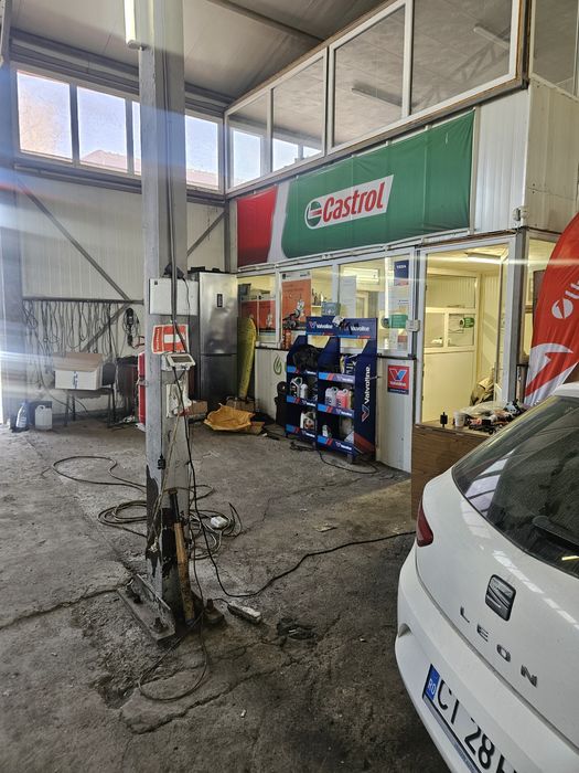 Afacere Service Auto dotat