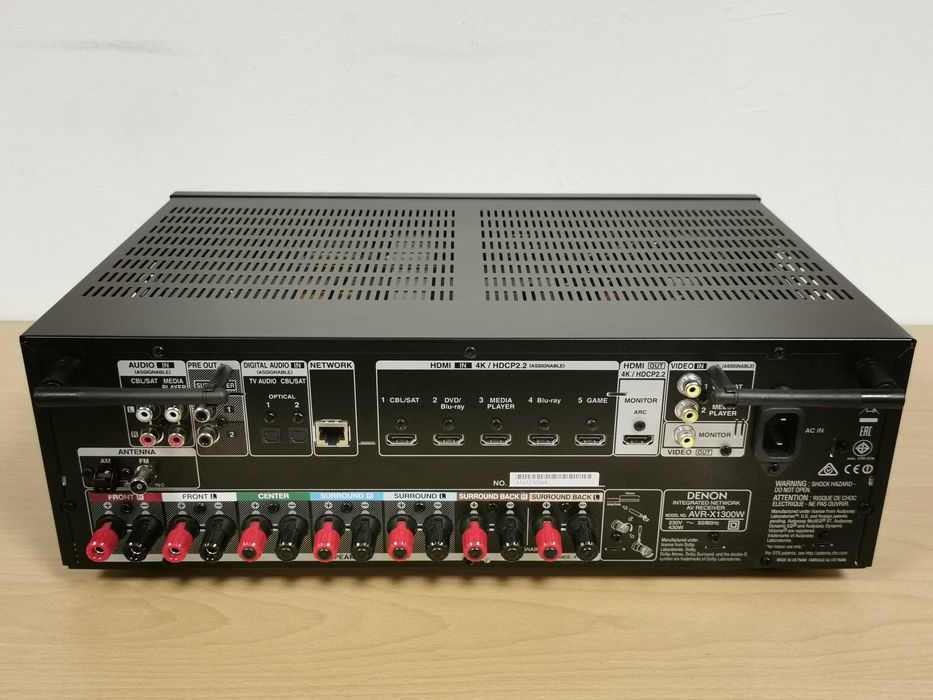 Denon AVR-X 1300W 7.2-канален усилвател