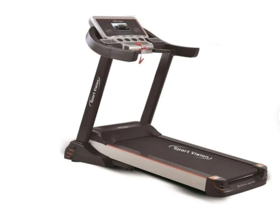 Луксозна бягаща пътека със екран