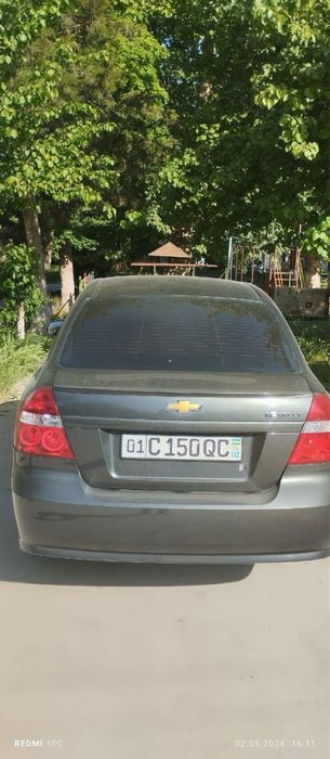 Продаю машину Nexia 3