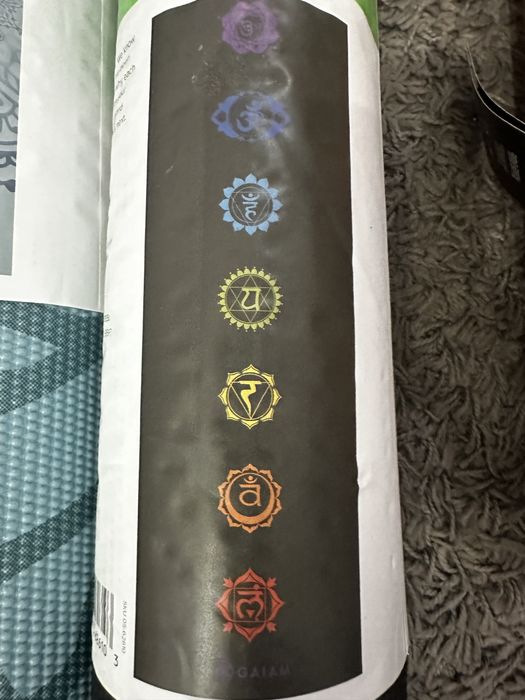 черен Gaiam Premium йога килим