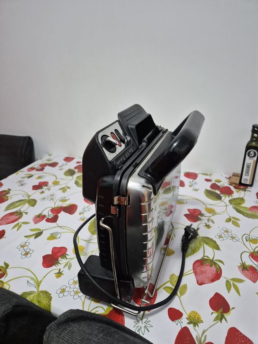 Grătar electric Tefal Ultra Compact 600 Comfort GC306012, 2000W