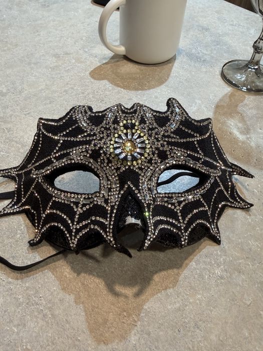 Карнавальная маска, ручная работа