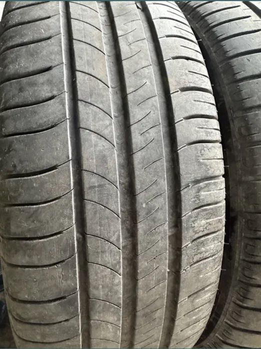 2 броя летни гуми 205/60/16 Michelin DOT 4311 5 mm