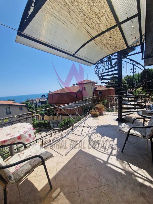 Дава се под наем Едностаен апартамент в Варна, м-т Траката - 30 кв.м за 300 € - Снимка #3