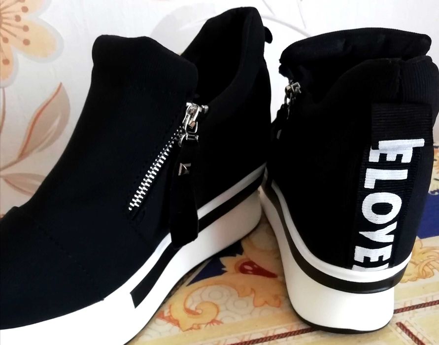 Нови спортни обувки!