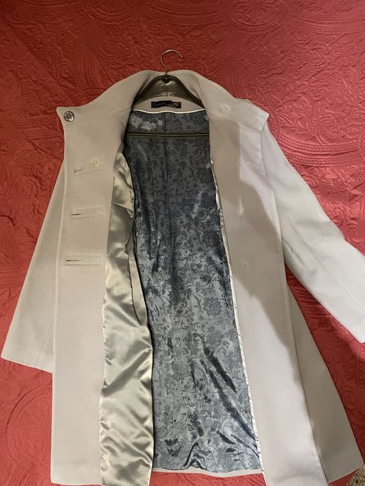 Дамско елегантно палто над коляното