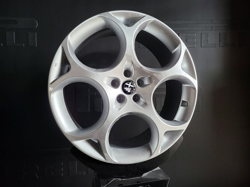 21цола Alfa Romeo Stelvio 4бр Оригинални 5x110