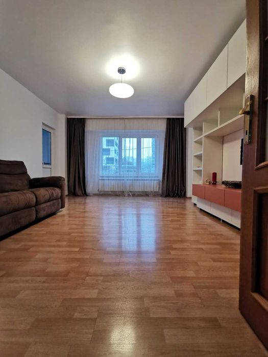 Apartament 3 camere 13 Septembrie 210