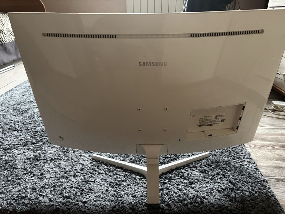 Монитор Samsung C32JG51FD