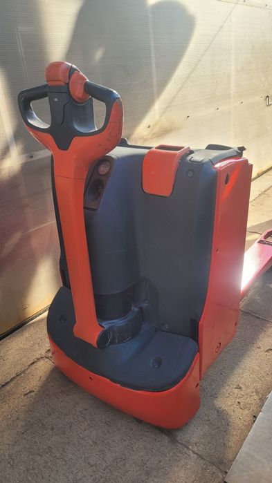 transpalet electric linde T 16 liza ridicare hidraulica marfa paleti