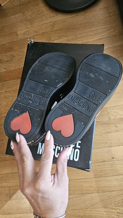 Love Moschino, Manila GRACE, 4US,