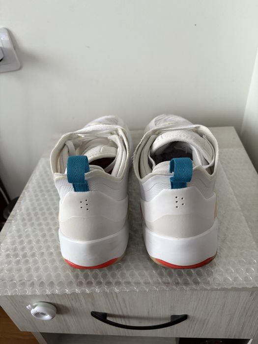 Маратонки Jordan Luka 1