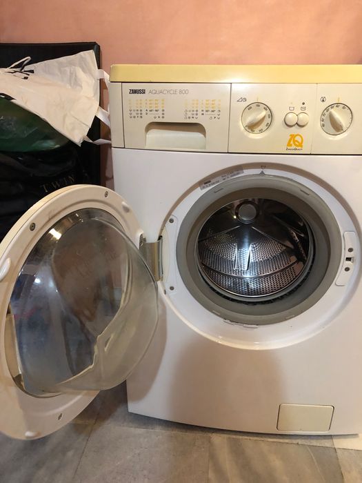 Пералня Zanussi AquaCycle 800