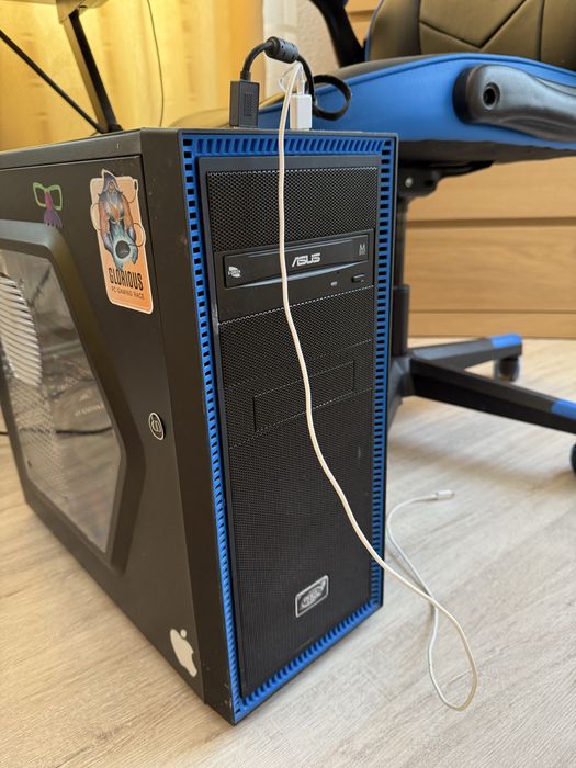 Настолен геймърски компютър