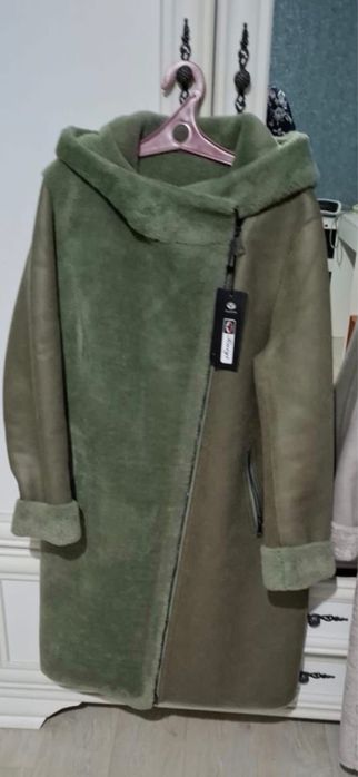 Продам Шубу 54 размер