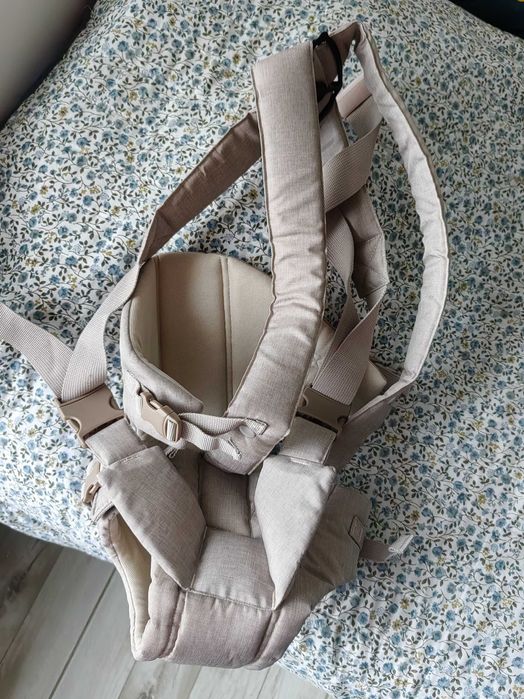 Бебешко кенкуру kikkaboo