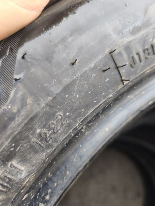 Гуми 225 55 19 Bridgestone dot 22