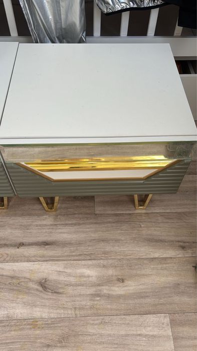 Продам спальный гарнитур