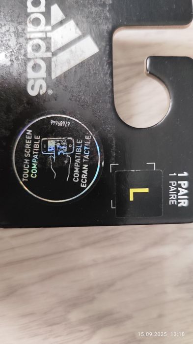 Продам перчатки Adidas