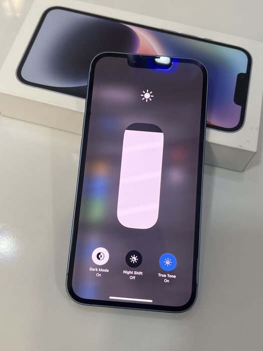 iPhone 14 liber retea cu 95% Bateria