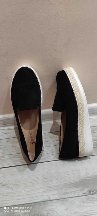 Чисто нови обувки!