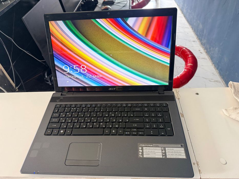 Noutbuk ACER Aspire 7250g
