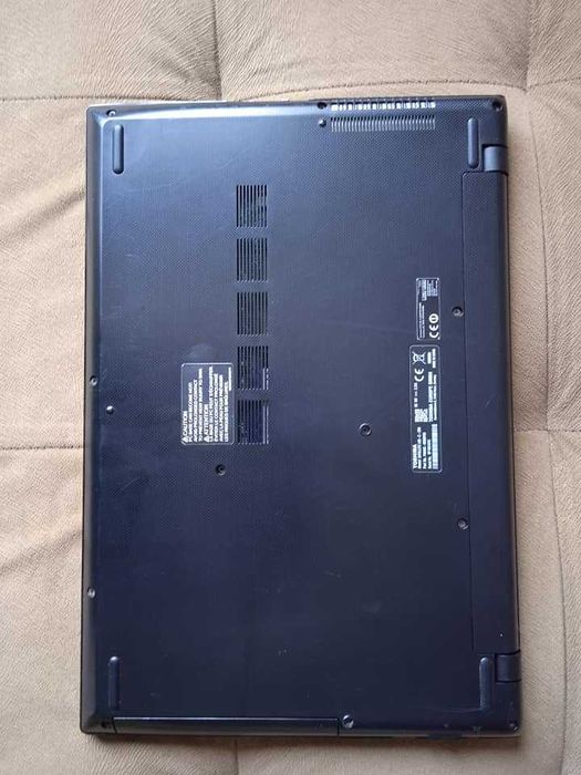 Toshiba Satellite L50-C 4ядрен Intel 1TB 3 часа батерия