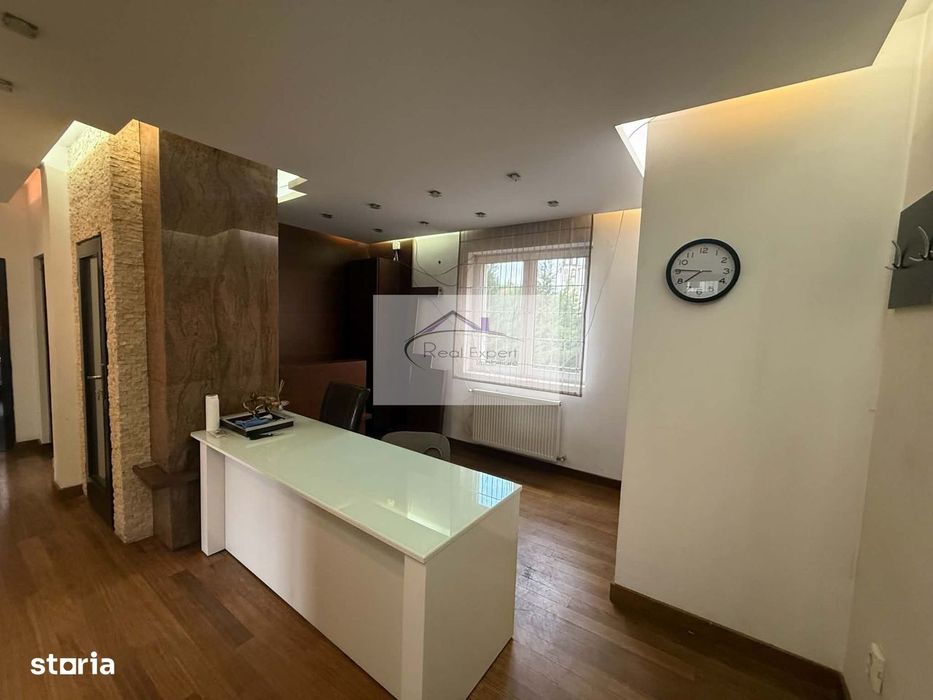 Apartament 4 camere-Piata Cipariu pentru birou sau locuit