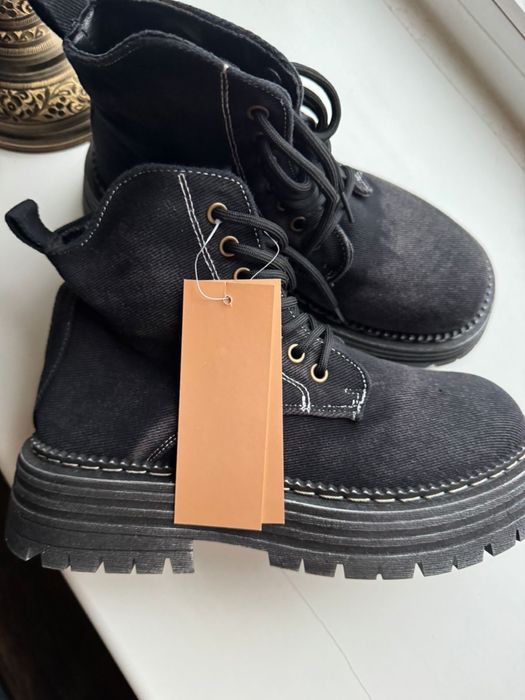 Продам ботинки новые