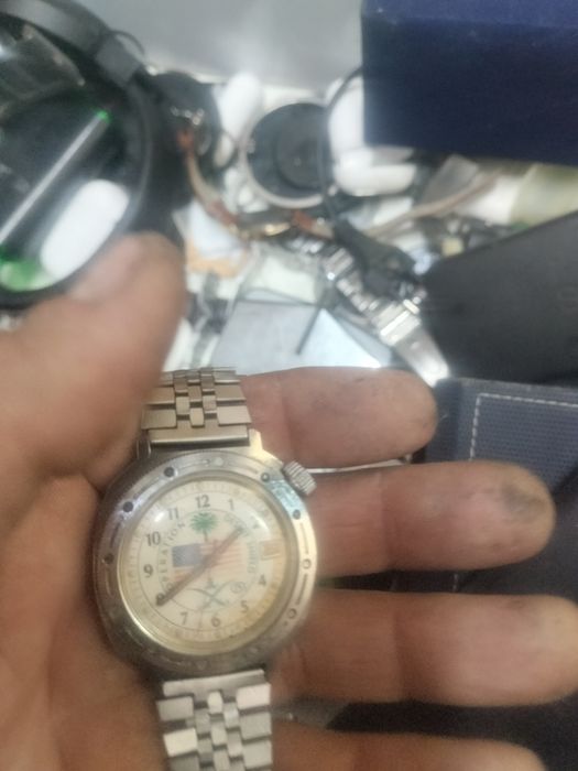 Продам часы разные