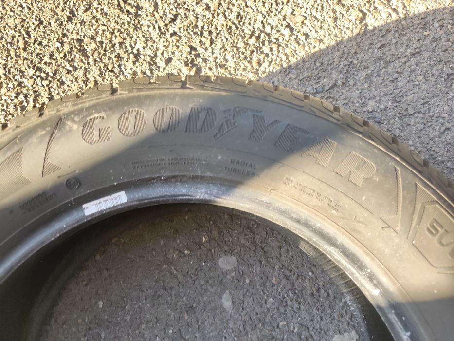 215/65/17" 4бр Good year ultra grip ice suv, dot1020,7mm