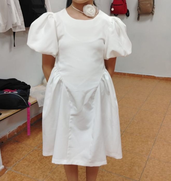 Продам новое платье