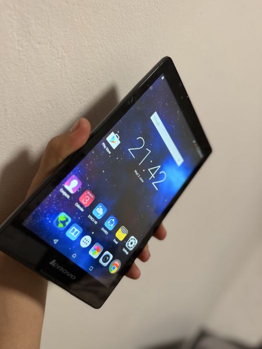 Tableta Lenovo , in stare foarte buna