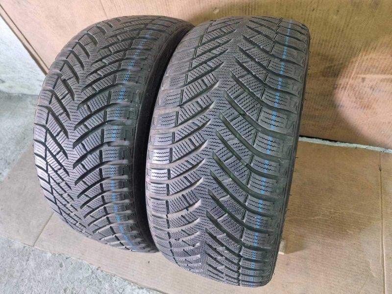 2 Duraturn R18 225/40
зимни гуми DOT3018