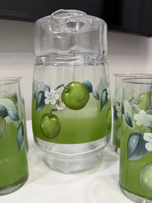 Графин со станами