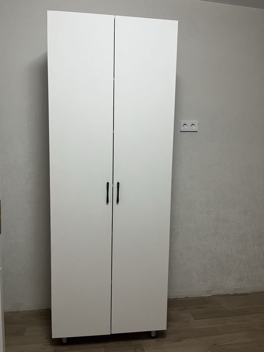 Продам шкаф маленький можно на балкон