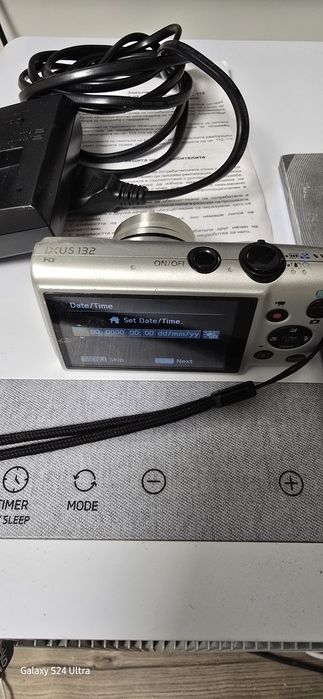 Продавам дигитална камера Canon IXUS 132 , зарядно .