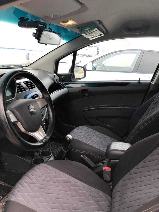 Spark 2020 kraska toza ideal holatda /halol probek 1-qo'l / srochna !