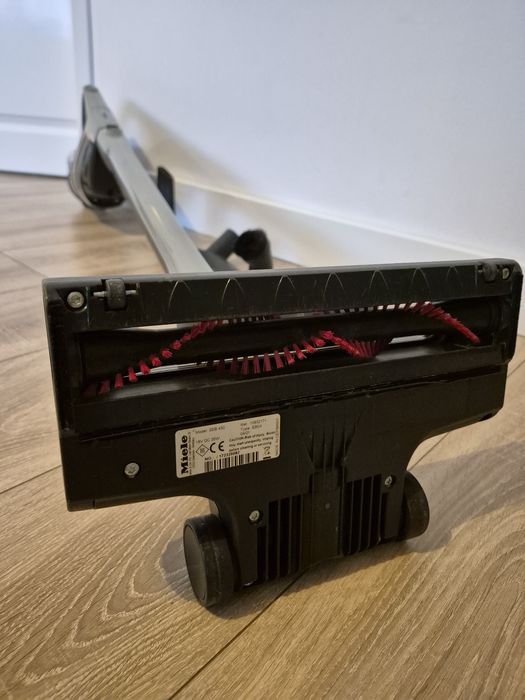 Aspirator fara fir MIELE