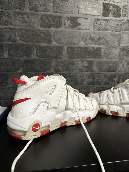 Adidasi Uptempo Nike