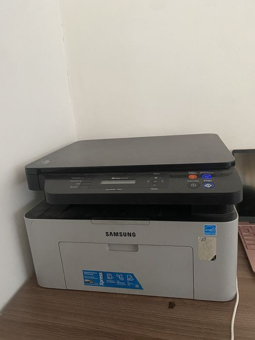 Принтер Samsung M2070W