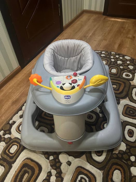 Ходунки в идеальном состоянии от chicco